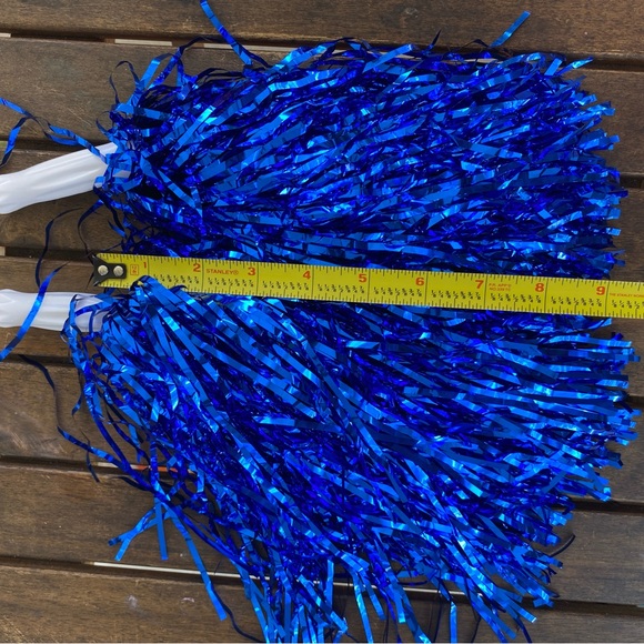 4 sets of Cheer Pom-Poms! (plus one extra single blue) - Picture 4 of 6